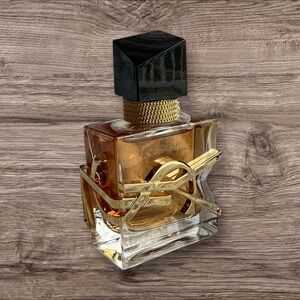 Libre Le Parfum 
by Yves Saint Laurent